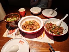 -爱碗亭·鲜炒湖南菜(壹城中心店)