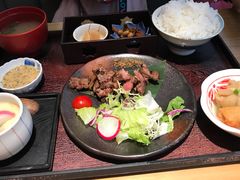 炭烧雪花牛肉定食-味太助·银饭食堂(中华城店)
