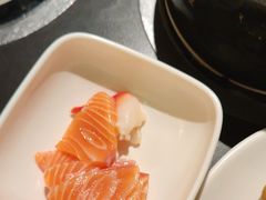 -钱小奴海鲜自助黑金店(杭州滨江龙湖店)