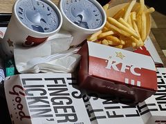 -肯德基(湾畔店)