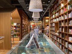 -百新书局(尚悦湾店)