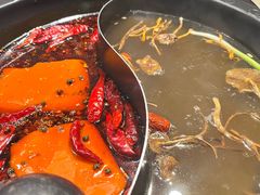 -宽板凳老灶火锅(簋街店)