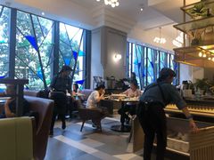 -港丽餐厅(高德置地店)