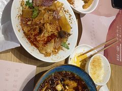 -椒爱水煮鱼川菜(让胡路万达店)