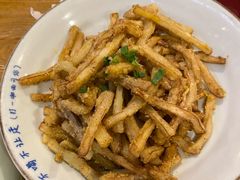 咸蛋黄茄子-吃饭皇帝大土家民族菜(正大广场店)