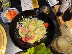 -山川小町·极番烧肉(新地假日广场店)