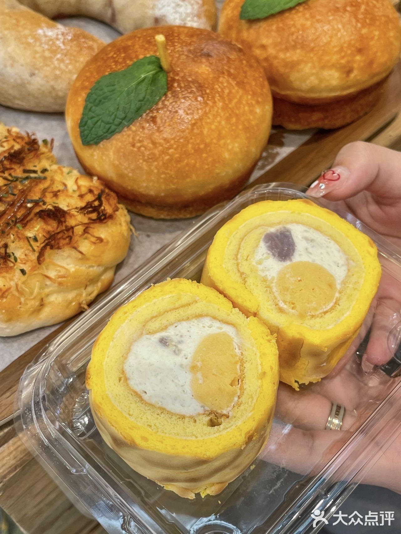 芋泥控快来！🍞会流心的芋泥爆浆求求你们快冲！