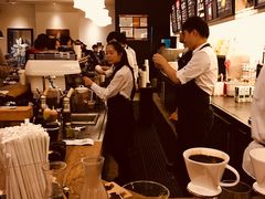 大堂-星巴克臻选(广州沙面店)