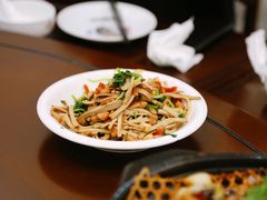 -巢湖名吃·东关老鹅汤(江南风情街店)