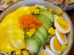 鲜切金芒牛油果沙律-仙隐小鹿中華の日料(荣民龙首广场店)