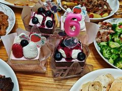 -皇冠幸福里动物奶油生日蛋糕(光谷软件园店)