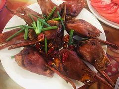 -冶建镜子·老南昌大排档·江西虾王(总店)