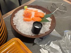 -牛YO寿喜烧·铁板烧和牛火锅自助(市府恒隆店)