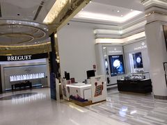 -王权免税店(普吉市区店)