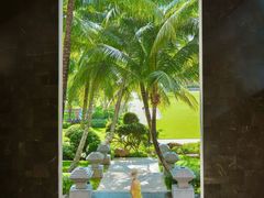 -海南清水湾莱佛士酒店