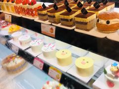 -罗森尼娜(德思勤店)