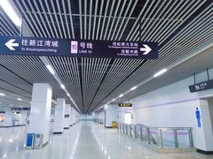 -龙溪路(地铁站)