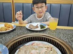-锤头鲨毛肚海鲜烤肉自助餐厅(国购广场店)