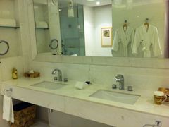 -苏州金鸡湖中茵皇冠假日酒店