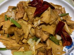 -快乐老家三鲜饺子东北菜(南六中路店)