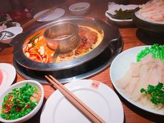 亨氏番茄鸳鸯锅-佬土鹅肠火锅(解放路店)