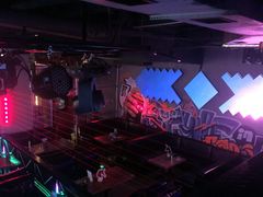 -UP嘻哈酒吧(粉巢店)