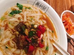 -万利记·长沙粉面小吃(8号仓店)