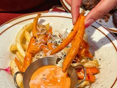 -BROWNSTONE布朗石西班牙餐厅(富城店)