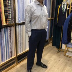 -James Tailor西服衬衫定制(南外滩轻纺面料市场店)