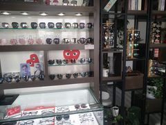 -视野联行眼镜蔡司·依视路官方授权店(顺城店)
