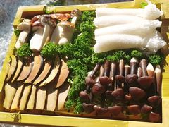 -慢丽江·云南野生菌土鸡锅(西山店)