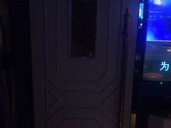 -欢乐迪KTV(南坪上海城店)