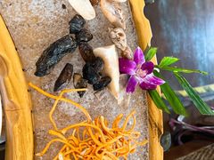 -滇釜火锅·能喝汤的火锅(车公庄店)