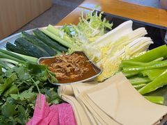 -炖四方东北铁锅炖·烧烤小龙虾(中豪国际店)
