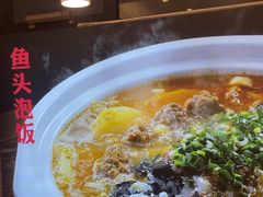 -川流不息·地道川菜·小龙虾(松东路店)