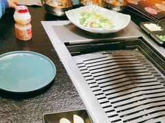 -臻牛烤肉