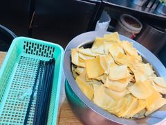-老字号杨坡红油米线腊汁肉夹馍(东四道巷店)