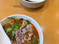 -三千粉牛肉米粉(来客茂店)