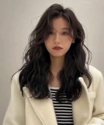 -丝语萱形象