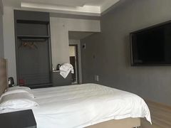 -速8酒店(西安电视塔自然博物馆店)