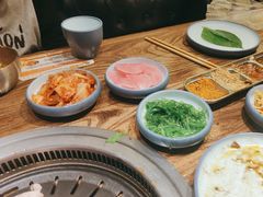 -明洞阿姨·韩式酱蟹烤肉·创意料理(三元桥店)