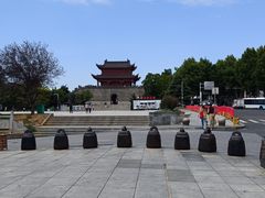 -巴陵广场