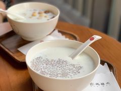 鲜奶香芋西米-彬媽糖水(万象天地店)