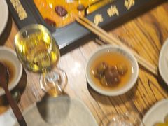 -老牌坊云南鱼豆花火锅(爱建店)