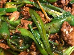 小炒黄牛肉-老滇山寨•云南特色菜•地方菜•民族风情歌舞表演(金碧店)