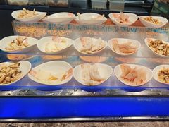-曼格活海鲜·牛排自助(光明蓝鲸店)