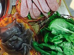 -阿婆情腊排骨火锅(金虹路店)