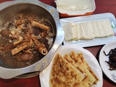 -聚首堂·特色小吃·肘子(什刹海德胜门店)