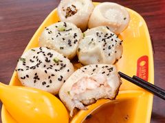 -小杨生煎(金山百联购物中心3楼店)