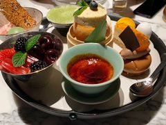 甜品总汇-湖滨28中餐厅·西湖宴·杭州君悦酒店